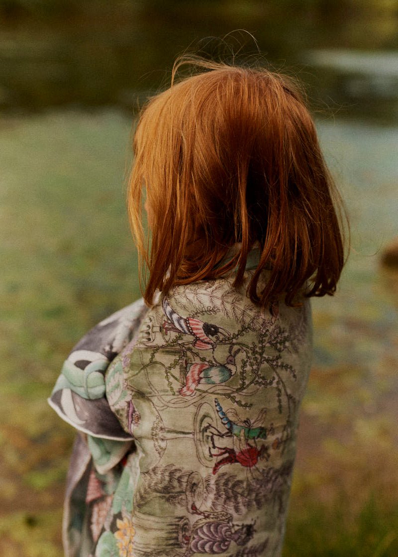 The Pond Dance Muslin Blanket - Large - Forivor